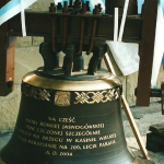 Dzwon na cześć Matktki Bożej Częstochowskiej w Kaplicy Na Brzegu - poświęcenie